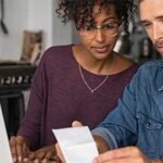 ¿Cuáles son los programas de asistencia de emergencia disponibles para ayudar a pagar la renta?